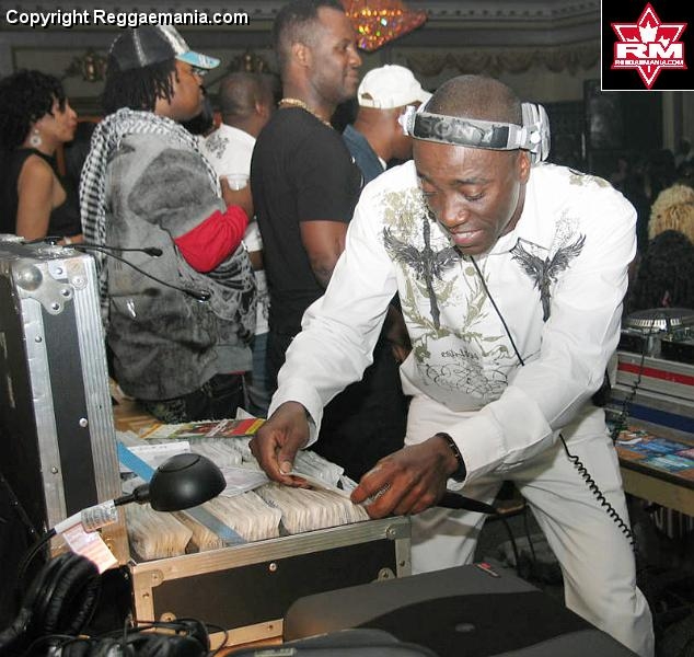 Clarendon Link Up (Stonelove & Bodyguard) @ Platinum Convention Centre 04.11.09