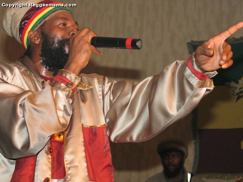 Blaze De Fire featuring Capleton @ Allianz Den Entertainment Complex 05.20.06