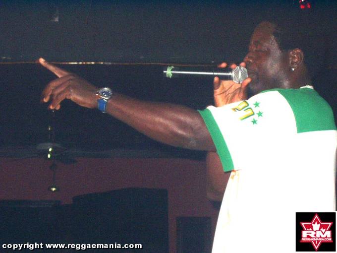 Singing Melody @ Zone 1 -- 04.26.03​